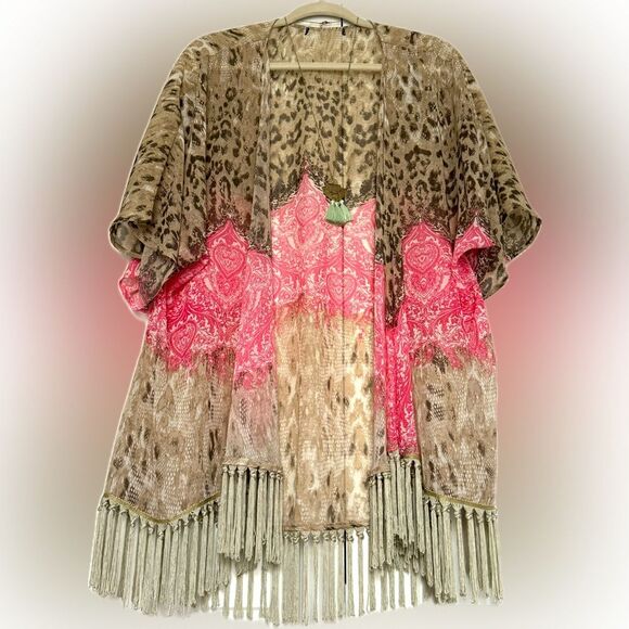 Like new! Beautiful flowy top with tassels. Read description!! - Picture 5 of 8